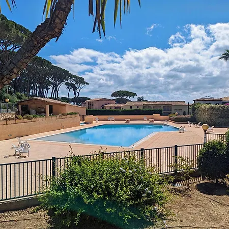 Apartment Vue Mer, Piscine & Plages